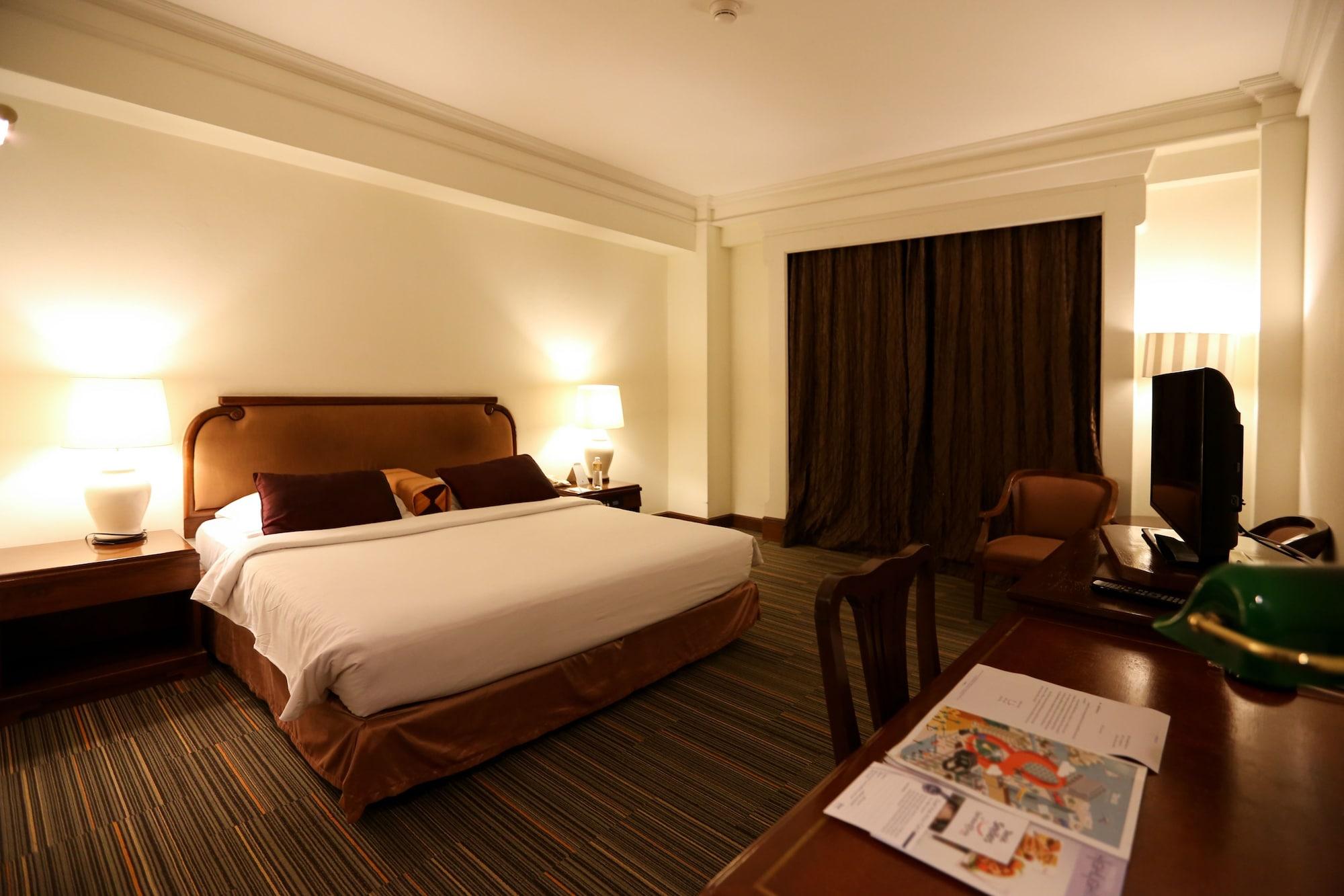 The Imperial Hotel & Convention Centre Korat Накхонратчасима Экстерьер фото