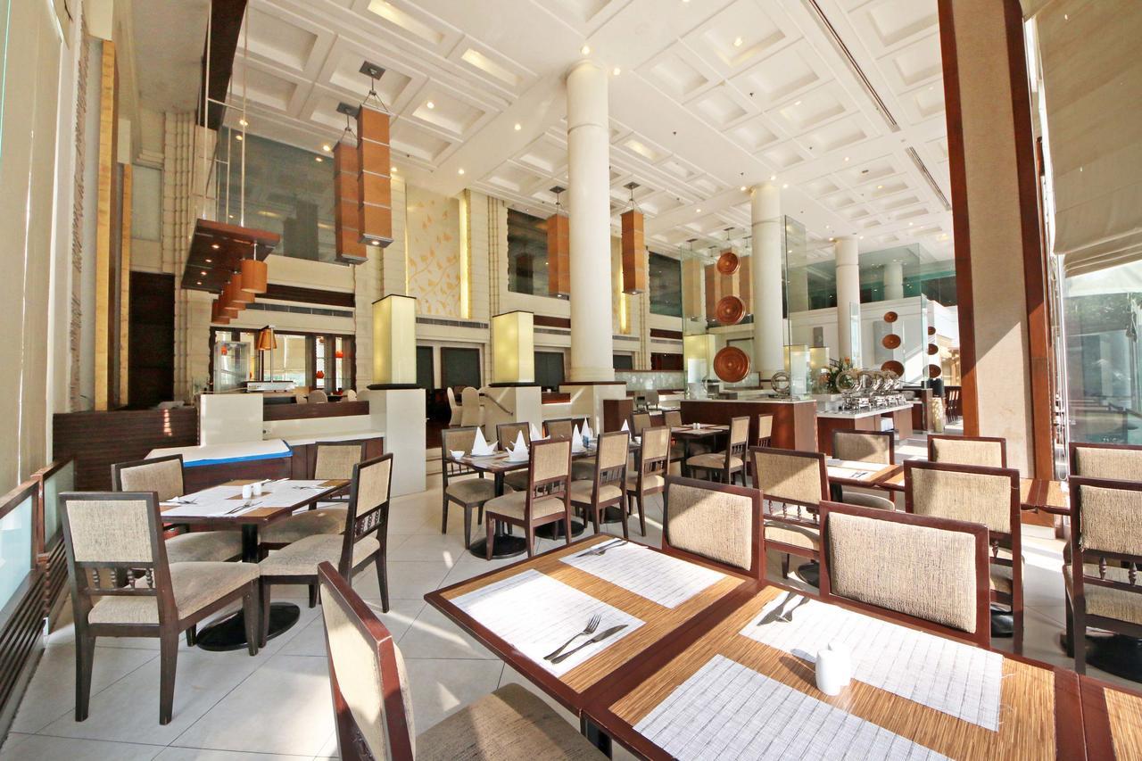 The Imperial Hotel & Convention Centre Korat Накхонратчасима Экстерьер фото
